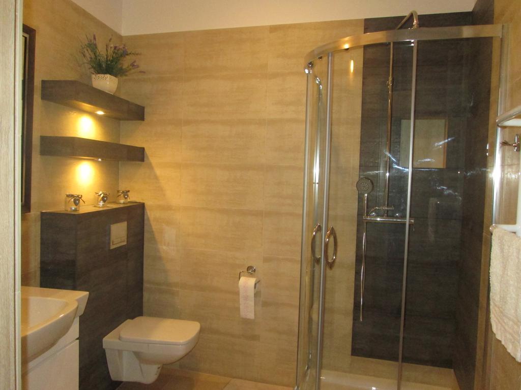 Apartamenty Przy Farze คาชิเมียร์ซ ดอลนี ห้อง รูปภาพ