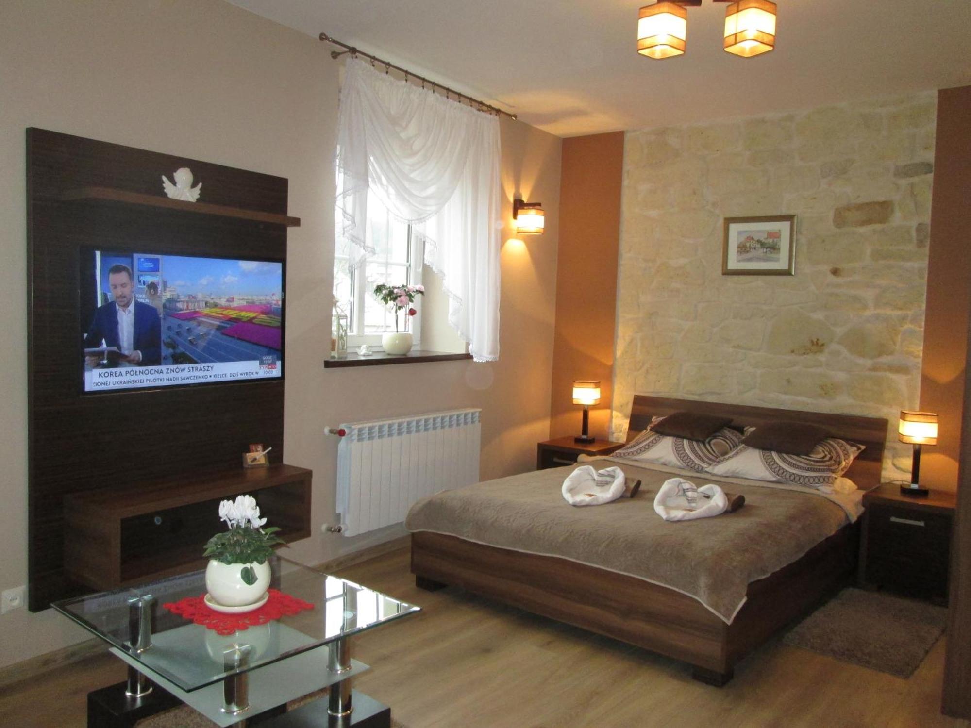 Apartamenty Przy Farze คาชิเมียร์ซ ดอลนี ภายนอก รูปภาพ