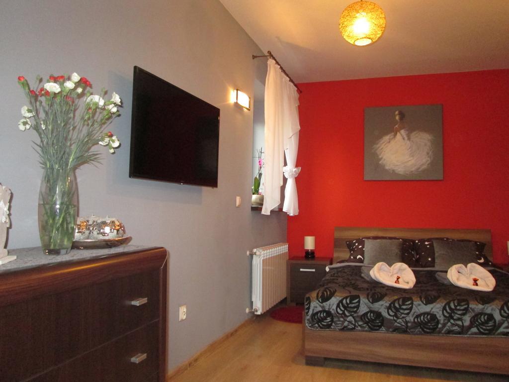 Apartamenty Przy Farze คาชิเมียร์ซ ดอลนี ภายนอก รูปภาพ