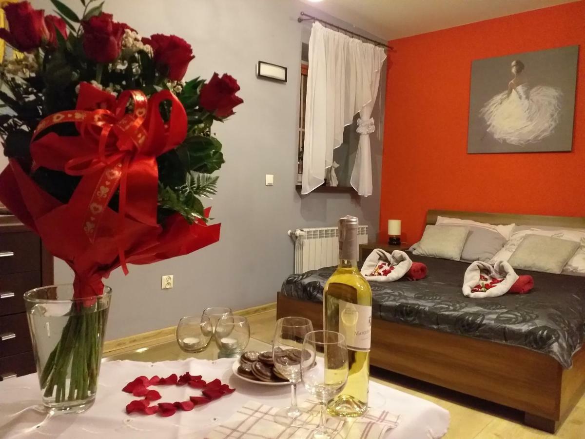 Apartamenty Przy Farze คาชิเมียร์ซ ดอลนี ภายนอก รูปภาพ